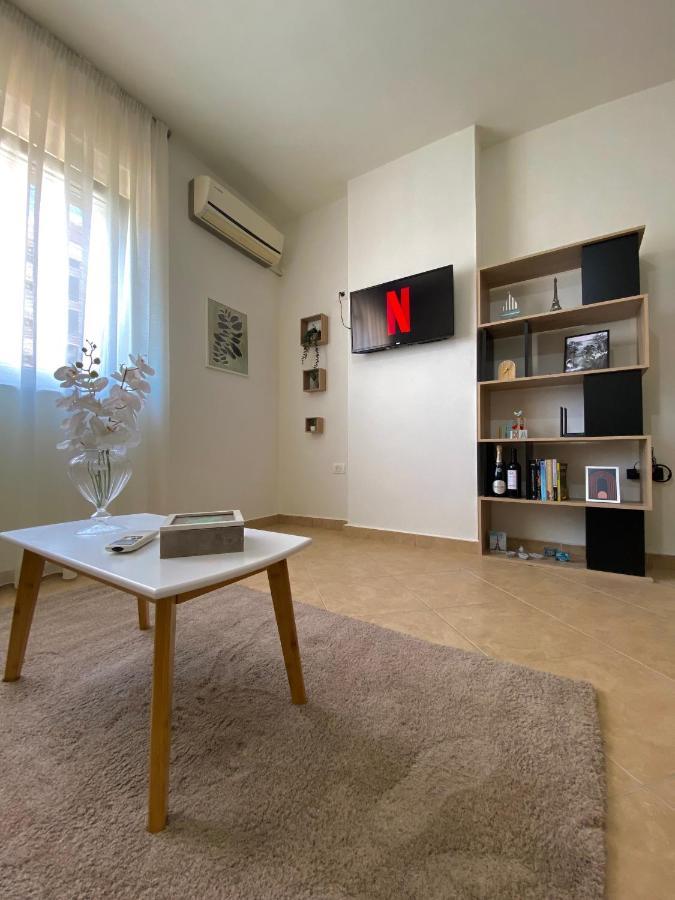 Seaside Apartment Durrës Exteriör bild